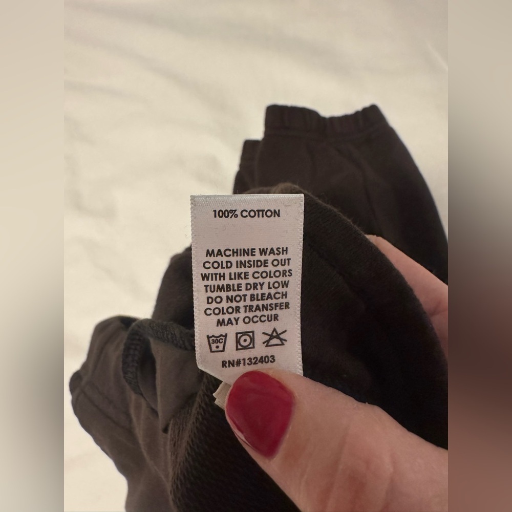 Cotton Citizen Boston Joggers - Picture 3 of 4